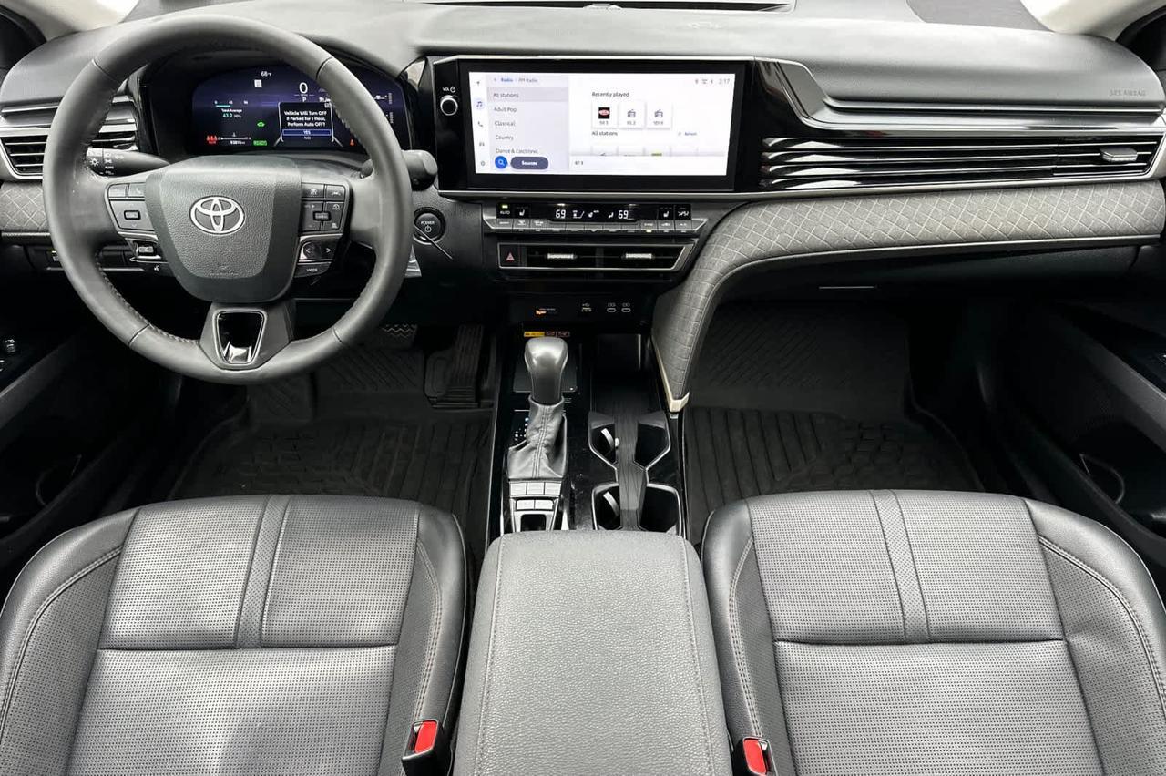 2025 Toyota Camry XLE