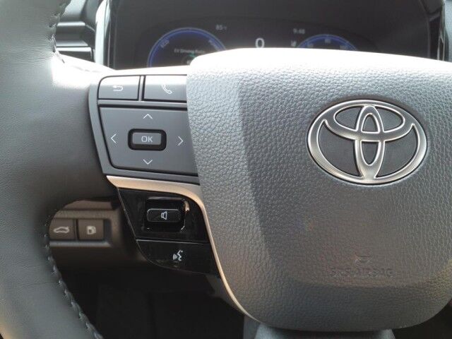 2025 Toyota Camry XSE  TX