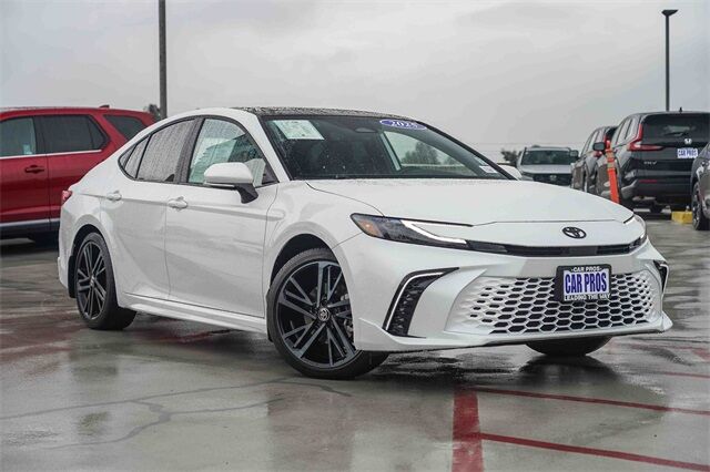 2025 Toyota Camry XSE