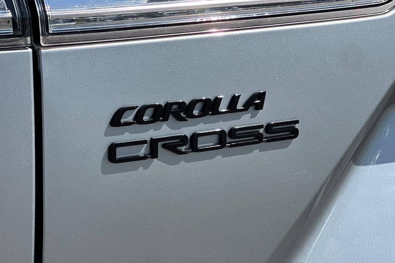 2025 Toyota Corolla Cross Hybrid S Roseville CA
