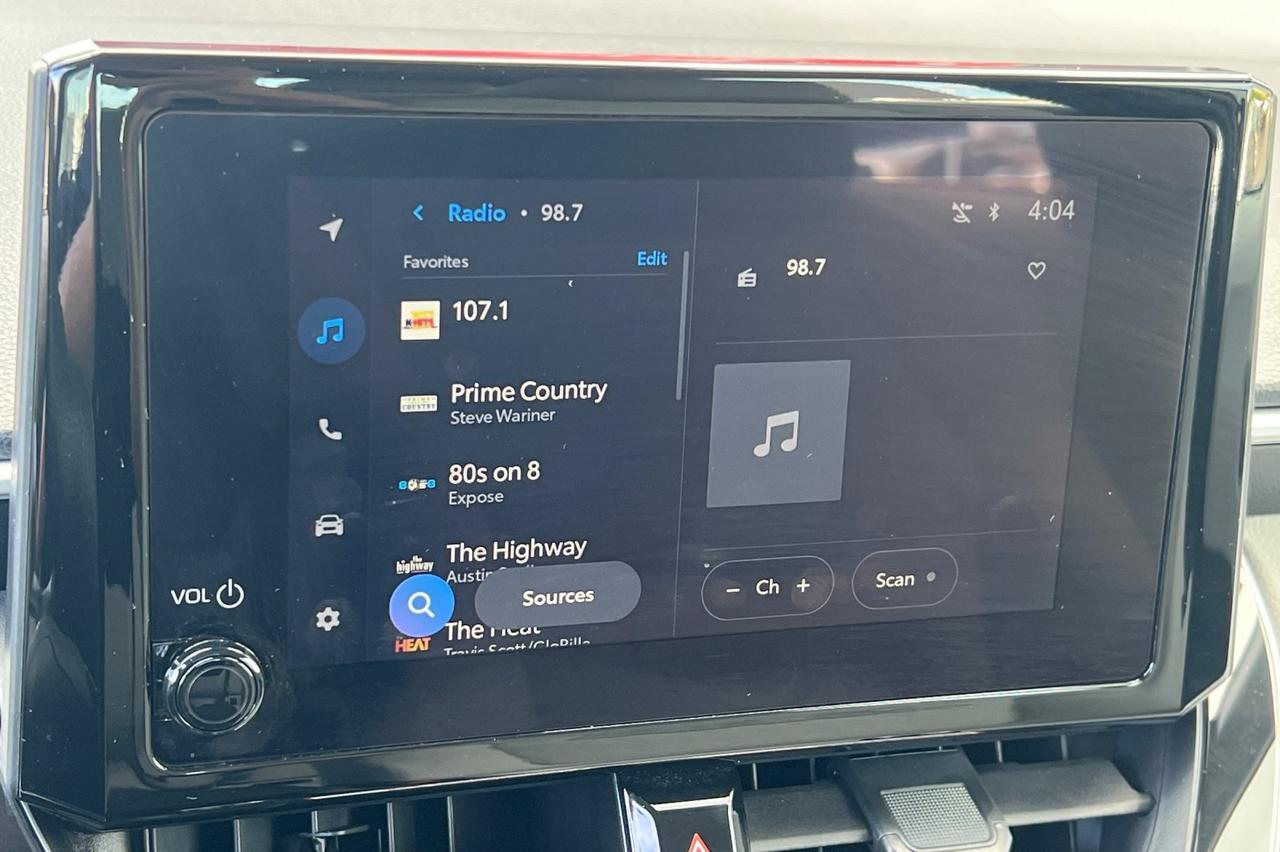 2025 Toyota Corolla Cross L Ontario OR