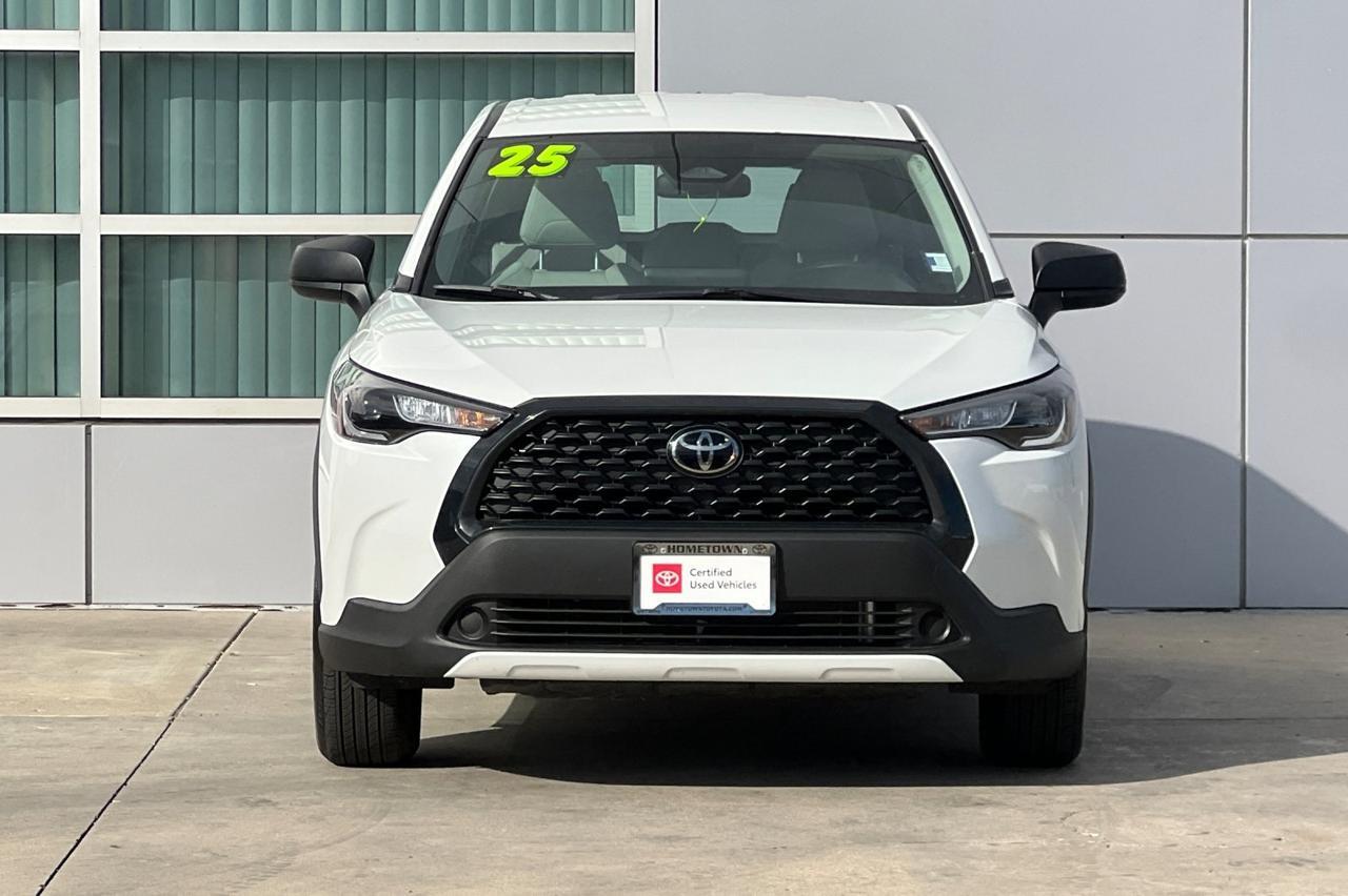 2025 Toyota Corolla Cross L Ontario OR