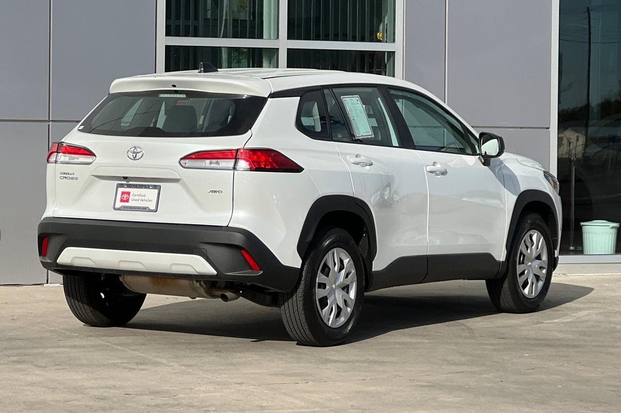2025 Toyota Corolla Cross L Ontario OR