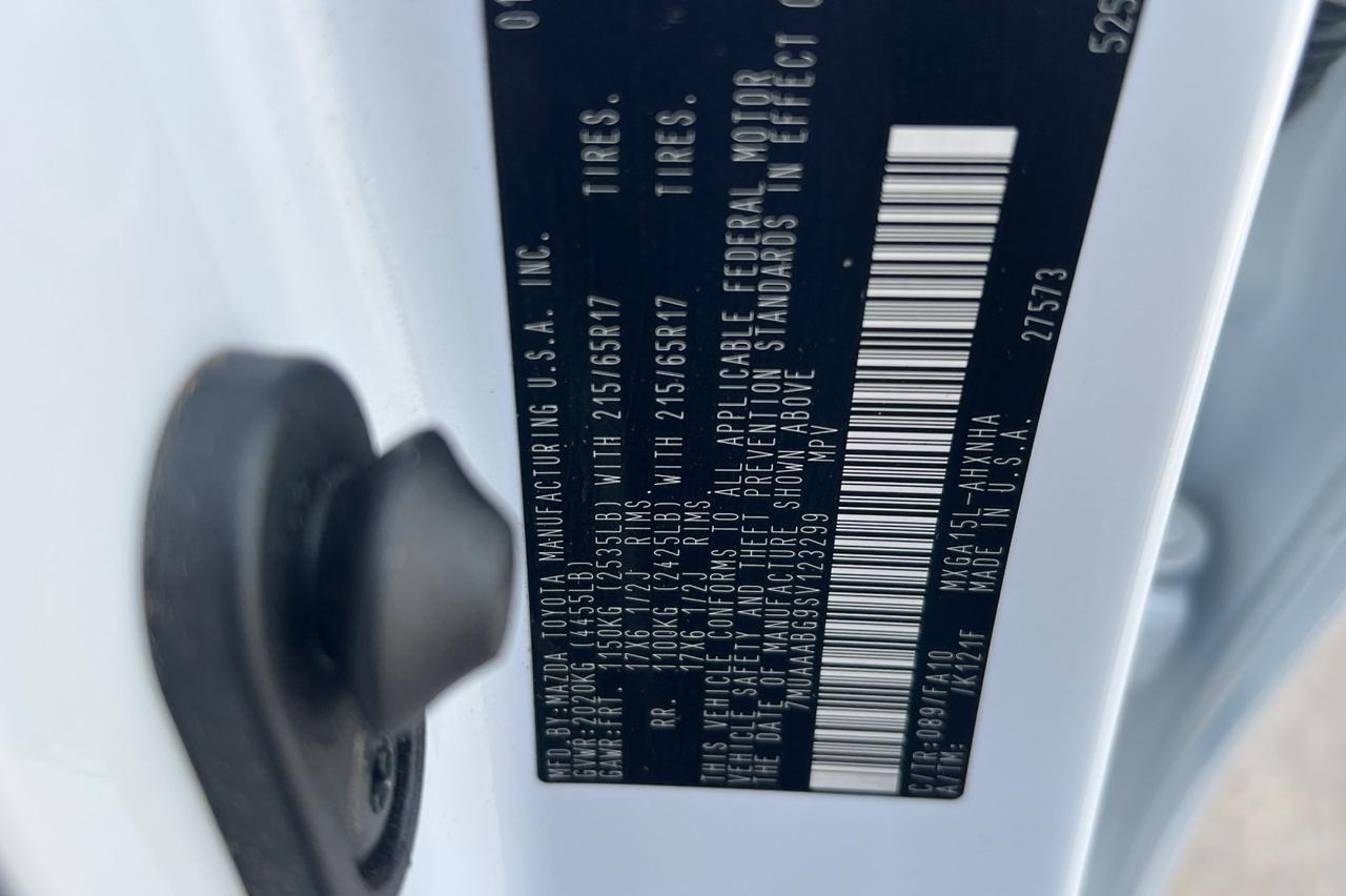 2025 Toyota Corolla Cross L Ontario OR