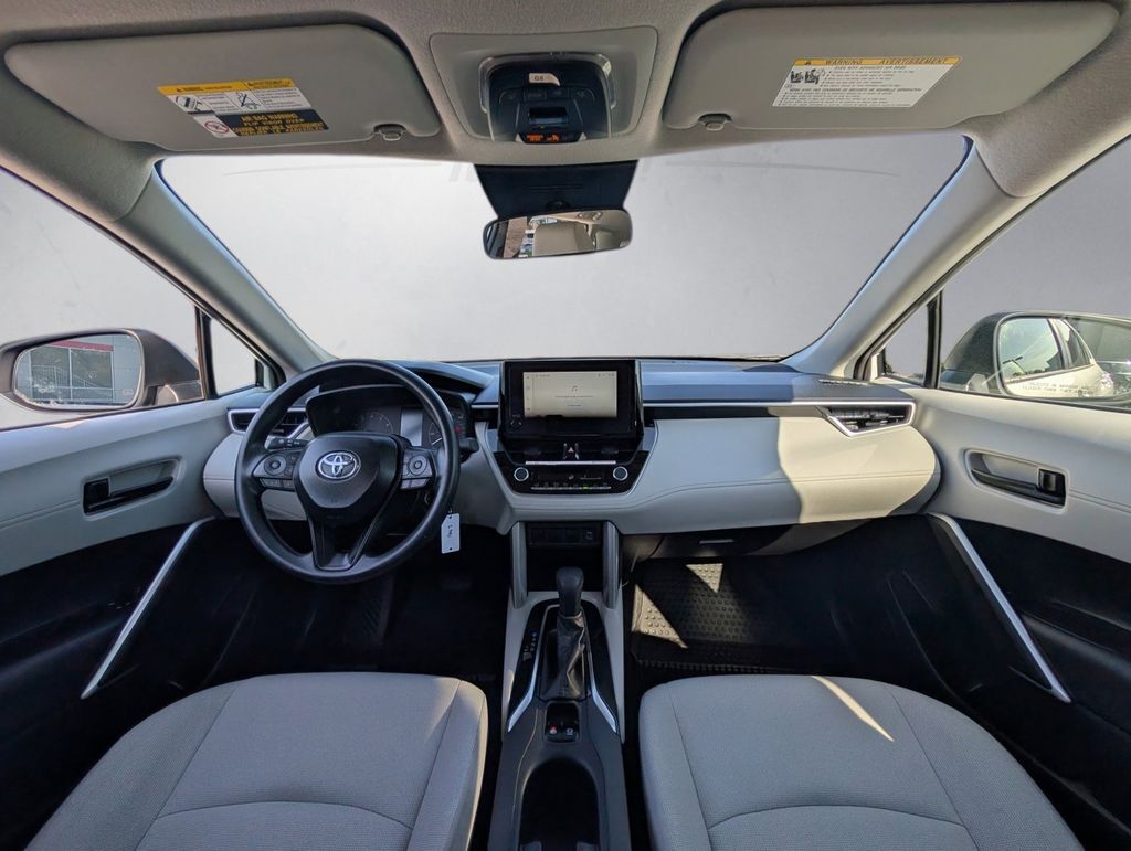 2025 Toyota Corolla Cross L Cockeysville MD