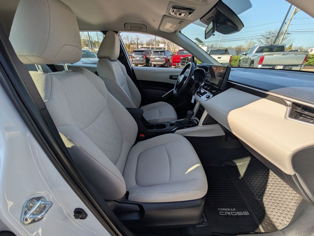 2025 Toyota Corolla Cross L Cockeysville MD