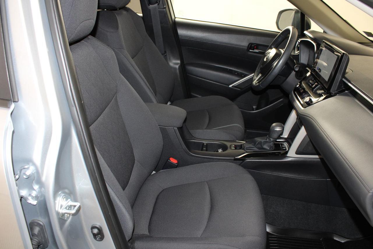 2025 Toyota Corolla Cross LE Fredericksburg VA