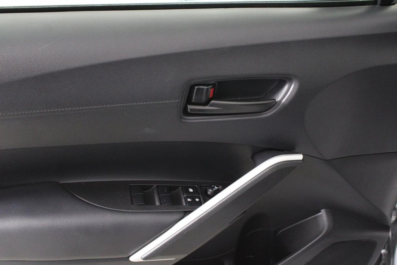 2025 Toyota Corolla Cross LE Fredericksburg VA