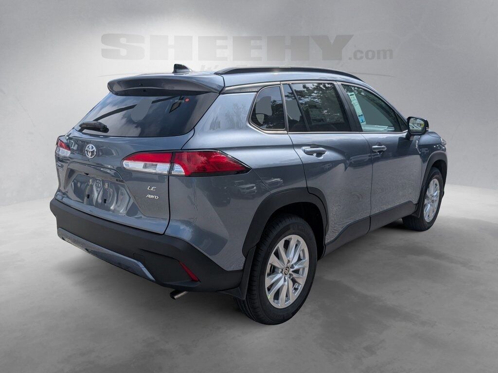 2025 Toyota Corolla Cross LE