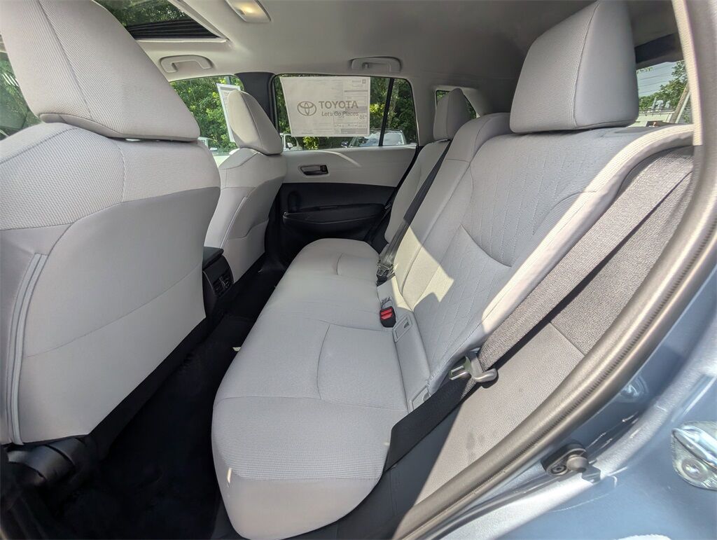 2025 Toyota Corolla Cross LE