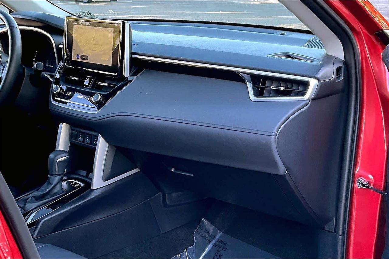 2025 Toyota Corolla Cross XLE Folsom CA