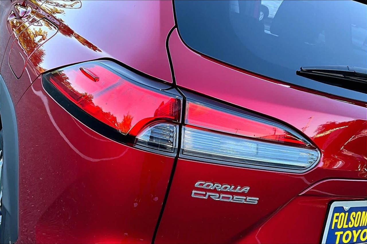 2025 Toyota Corolla Cross XLE Folsom CA
