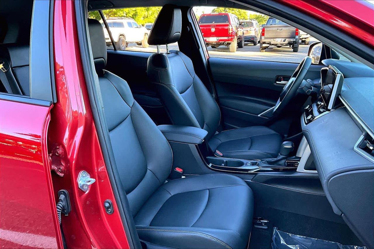 2025 Toyota Corolla Cross XLE Folsom CA