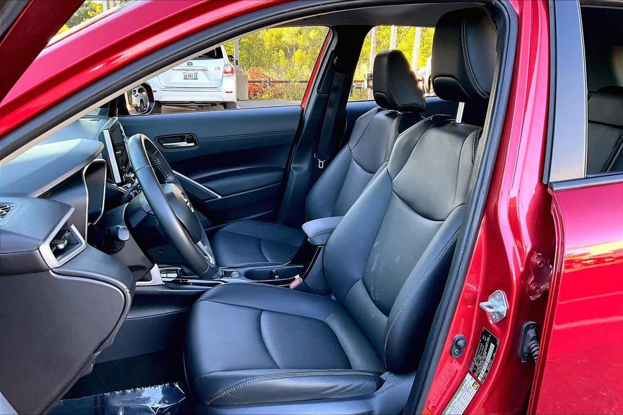 2025 Toyota Corolla Cross XLE Folsom CA
