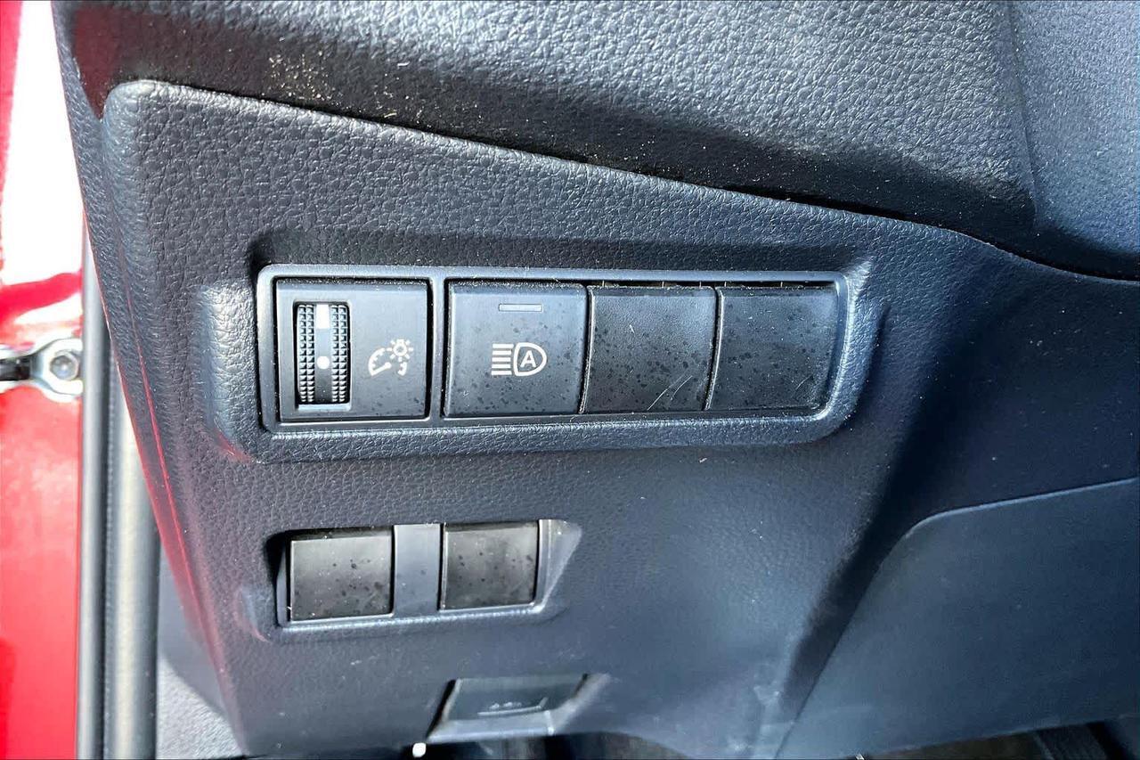 2025 Toyota Corolla Cross XLE Folsom CA