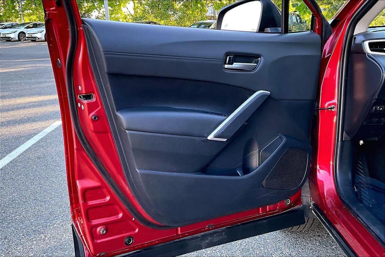 2025 Toyota Corolla Cross XLE Folsom CA