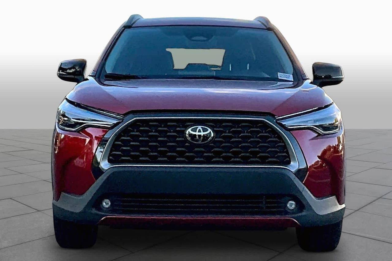 2025 Toyota Corolla Cross XLE