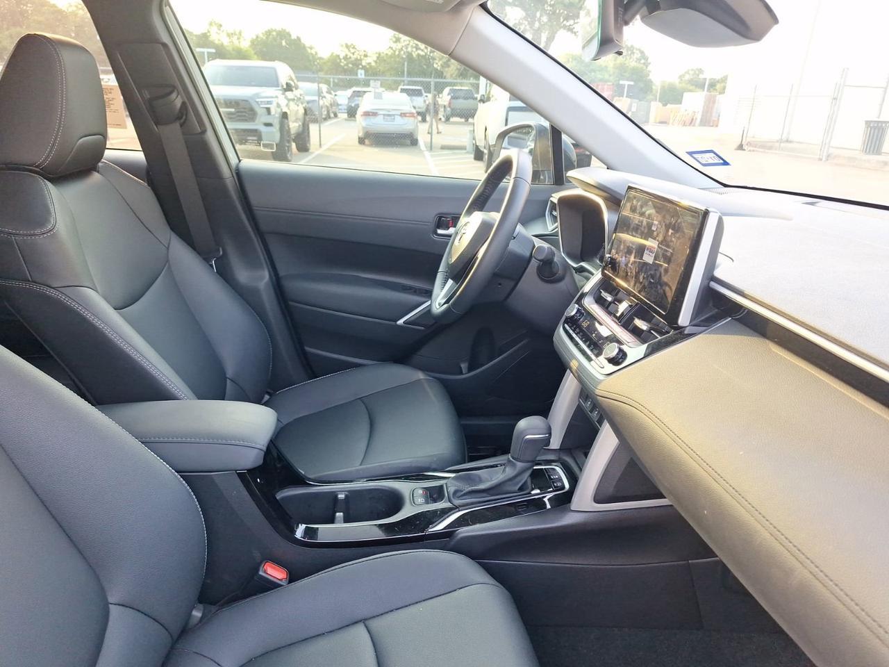 2025 Toyota Corolla Cross XLE Hurst TX