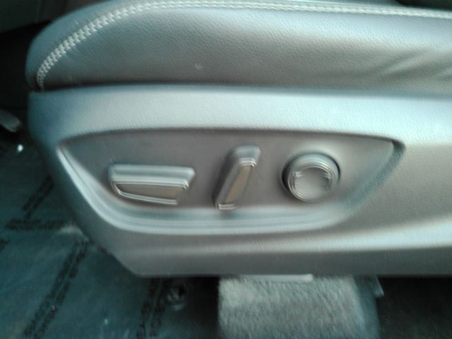 2025 Toyota Corolla Cross XLE Plano TX