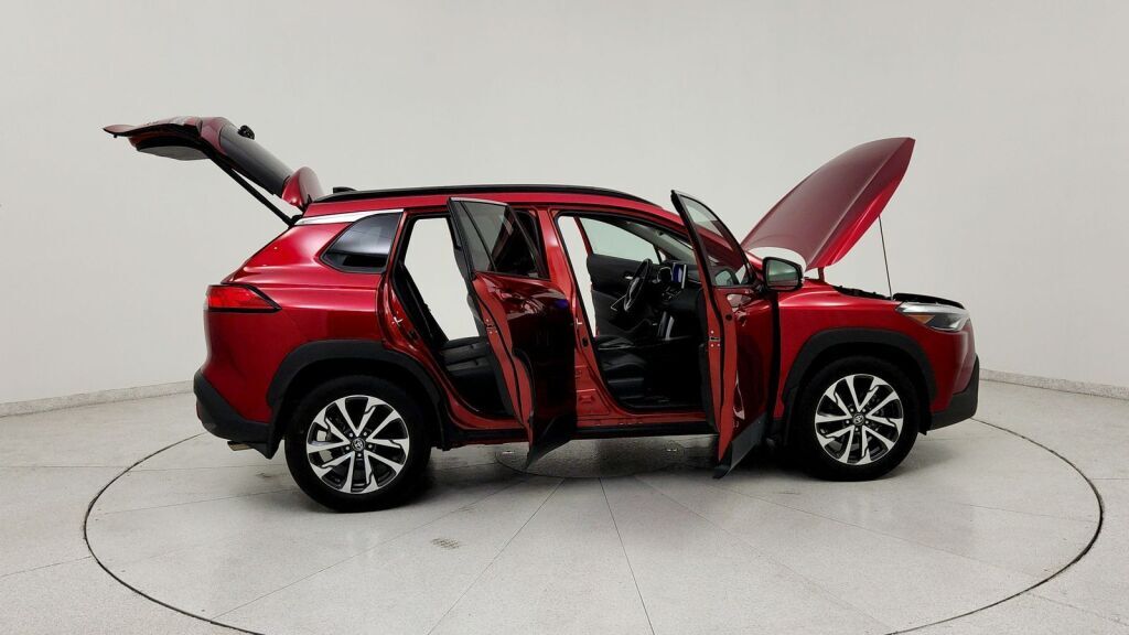 2025 Toyota Corolla Cross XLE Laurel MD