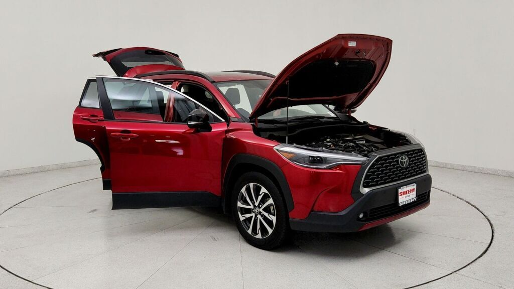 2025 Toyota Corolla Cross XLE Laurel MD