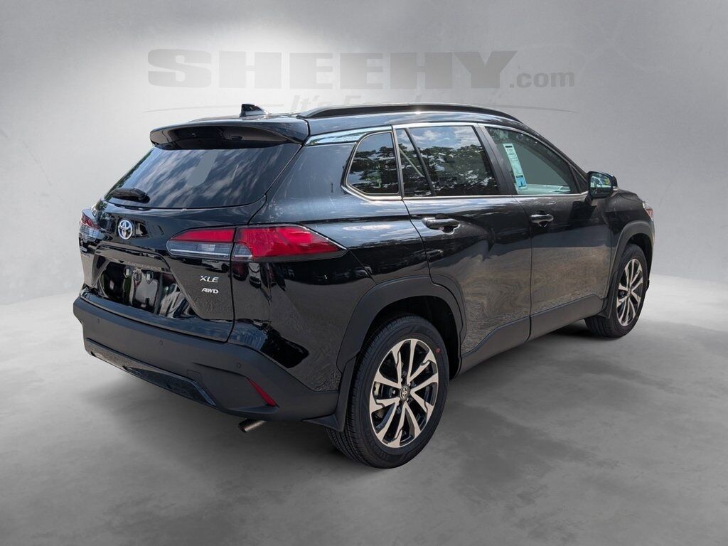 2025 Toyota Corolla Cross XLE