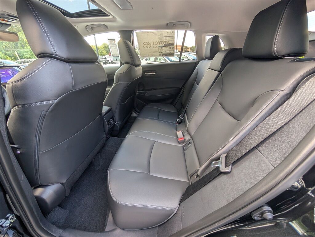 2025 Toyota Corolla Cross XLE