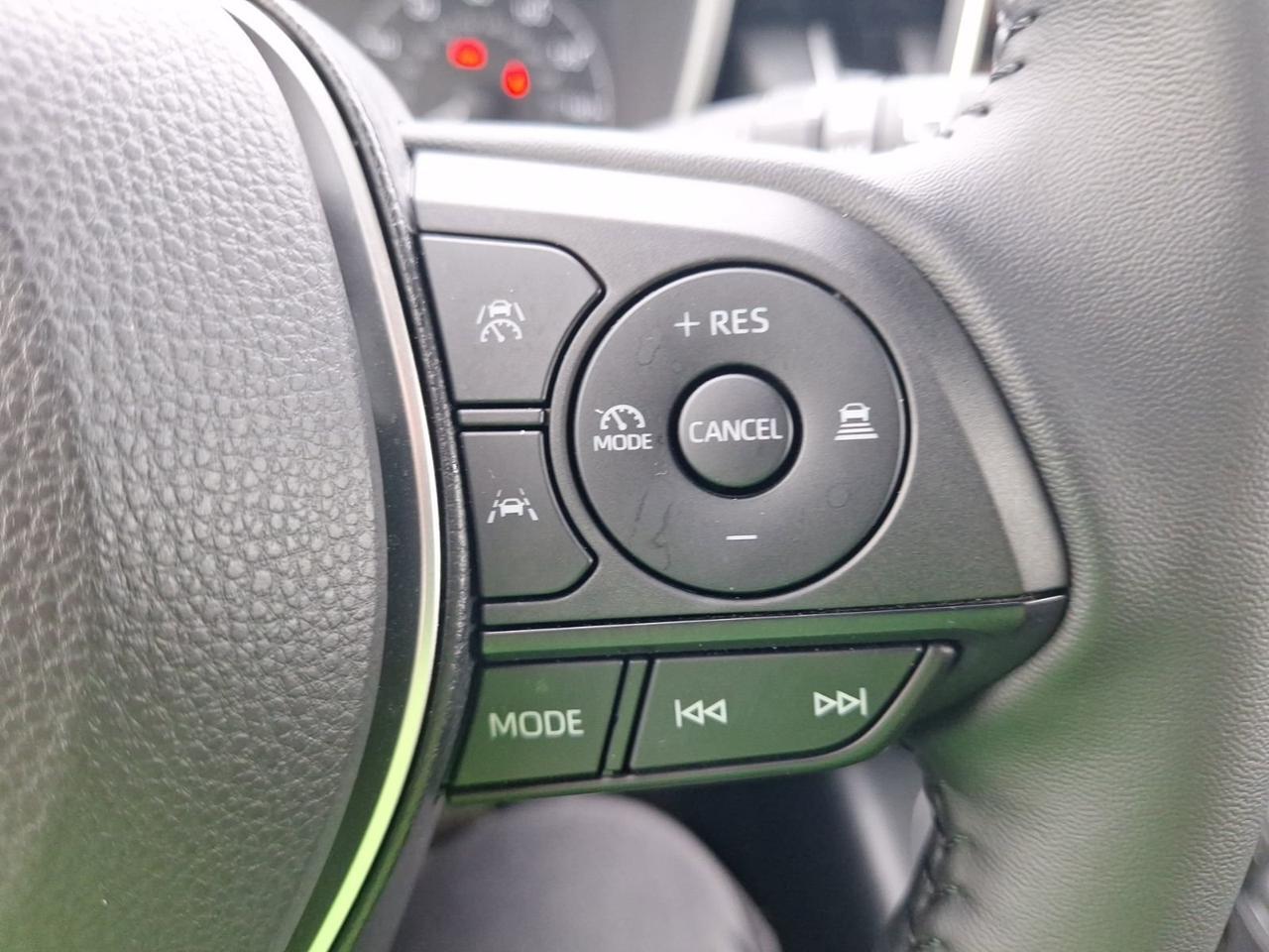 2025 Toyota Corolla Hatchback SE Hurst TX