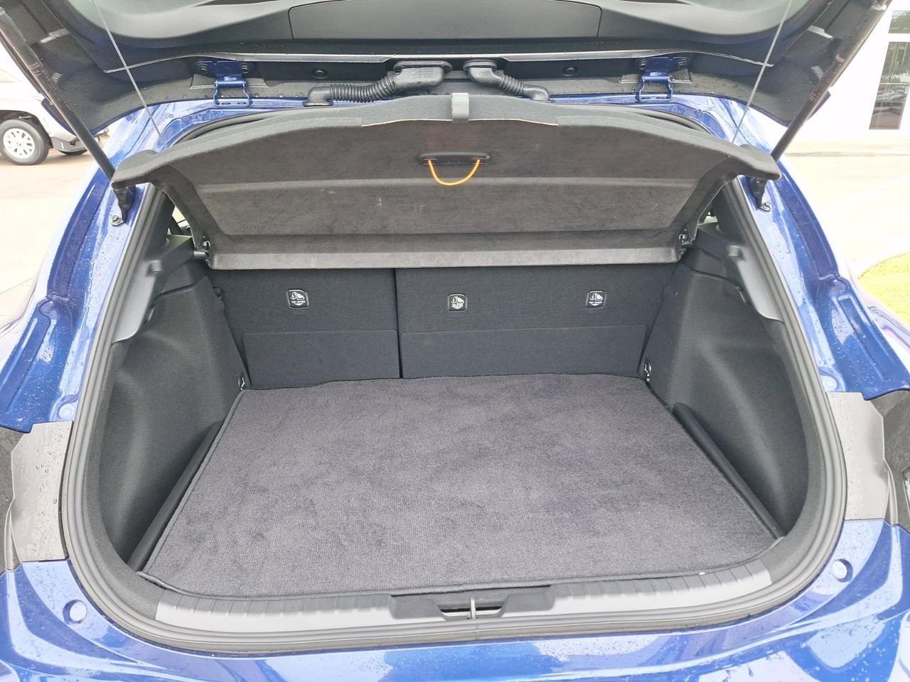 2025 Toyota Corolla Hatchback SE Hurst TX