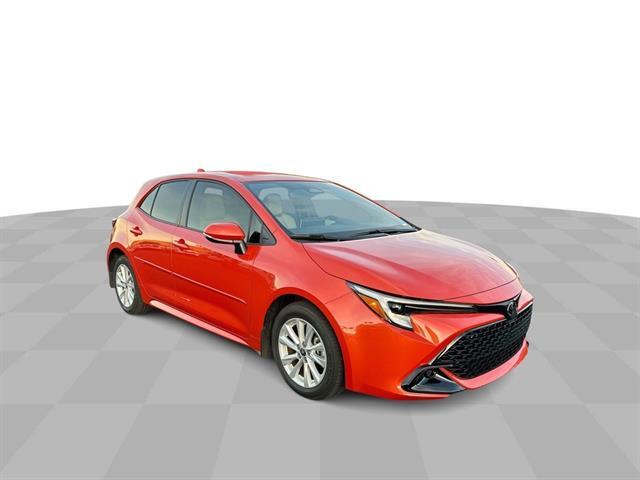 2025 Toyota Corolla Hatchback SE