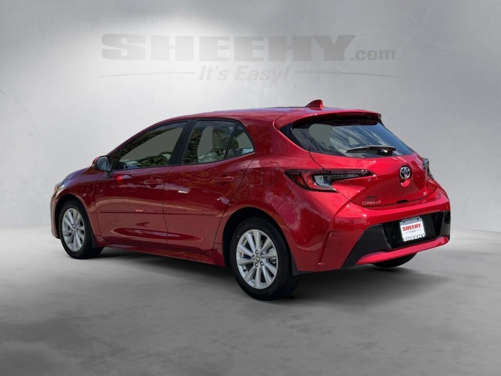 2025 Toyota Corolla Hatchback SE Fredericksburg VA