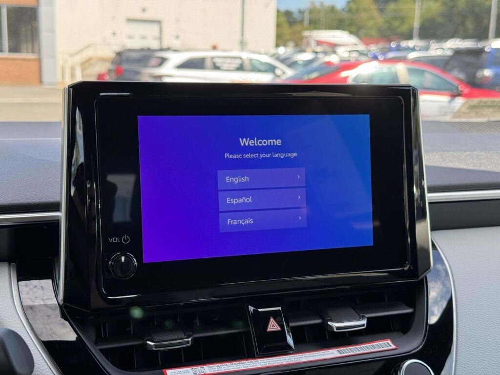 2025 Toyota Corolla Hatchback SE Fredericksburg VA