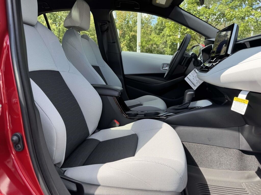 2025 Toyota Corolla Hatchback SE Fredericksburg VA