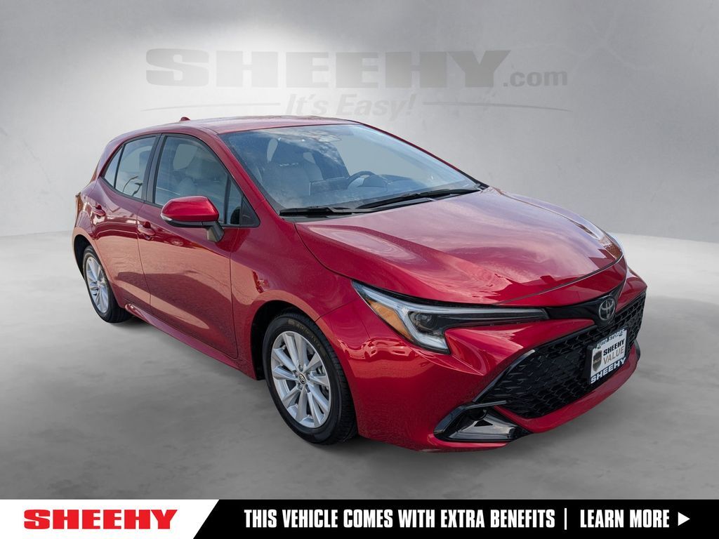 2025 Toyota Corolla Hatchback SE