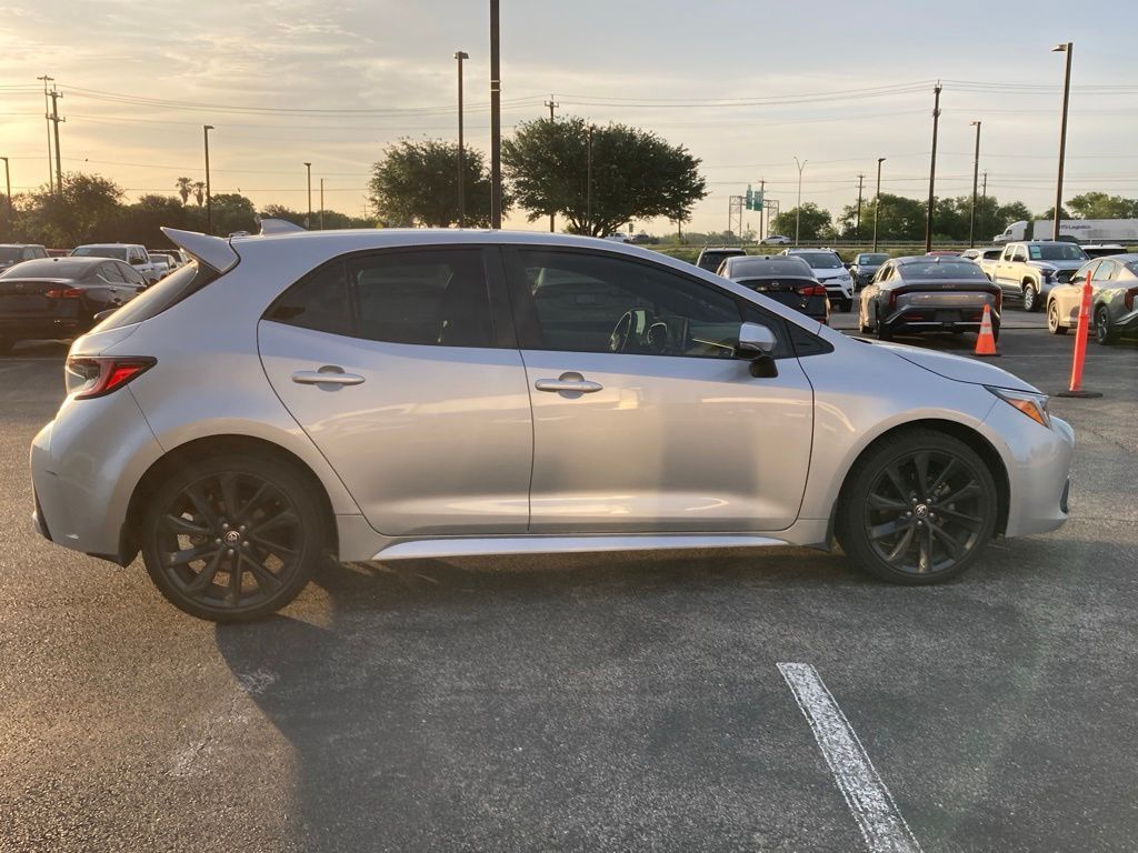 2025 Toyota Corolla Hatchback XSE