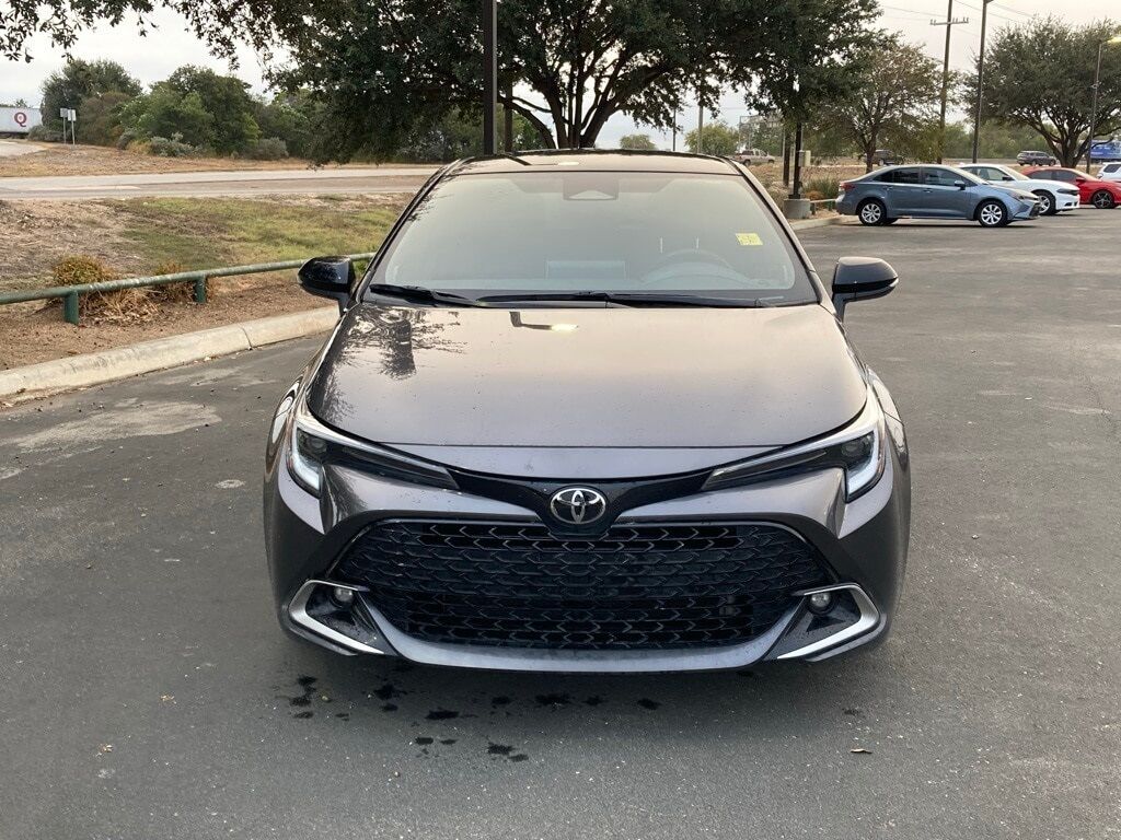 2025 Toyota Corolla Hatchback XSE
