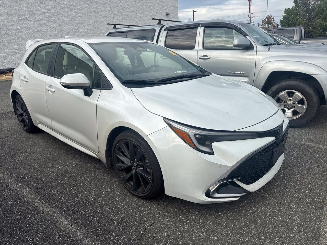 2025 Toyota Corolla Hatchback XSE