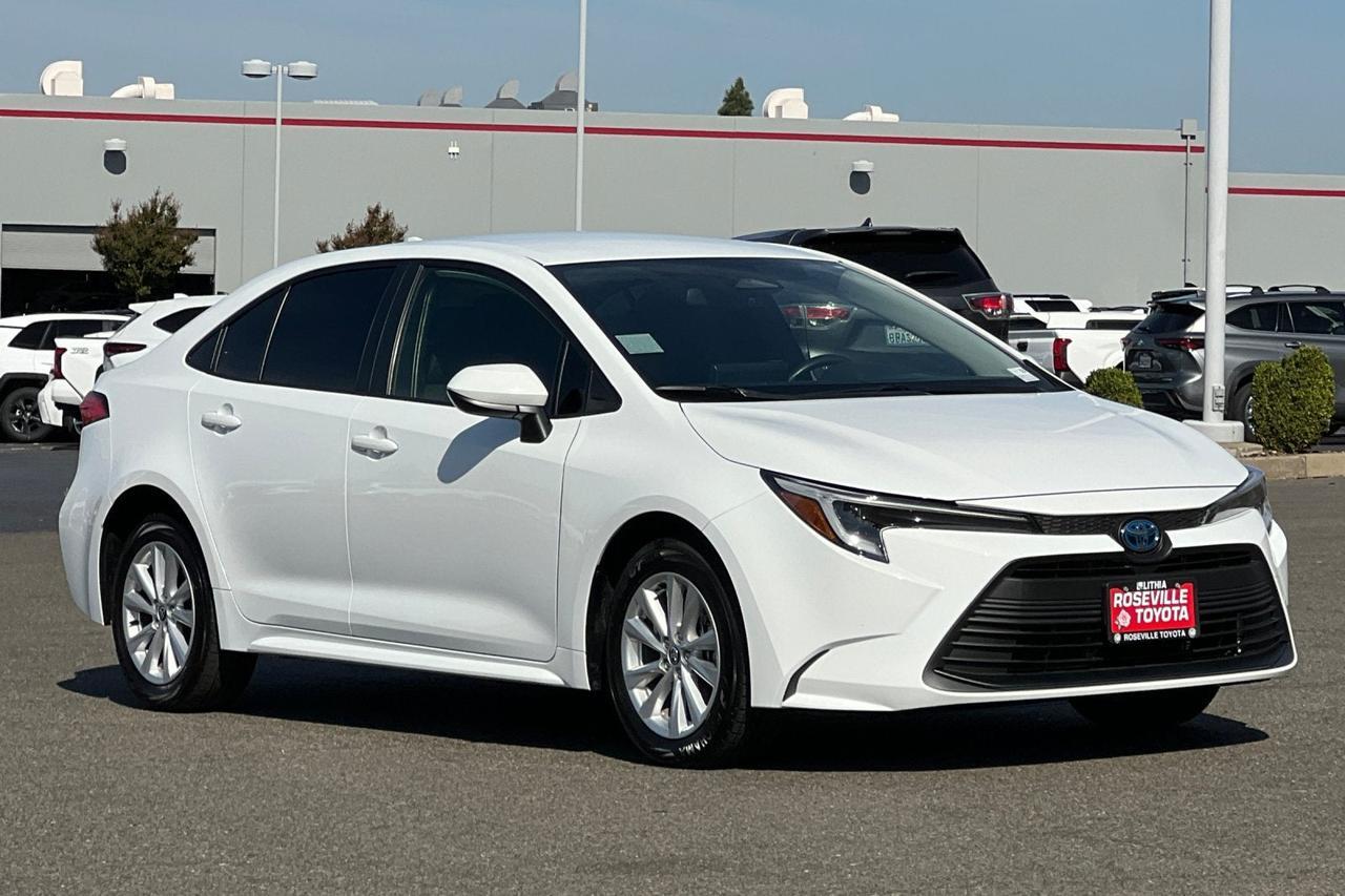 2025 Toyota Corolla Hybrid LE Roseville CA