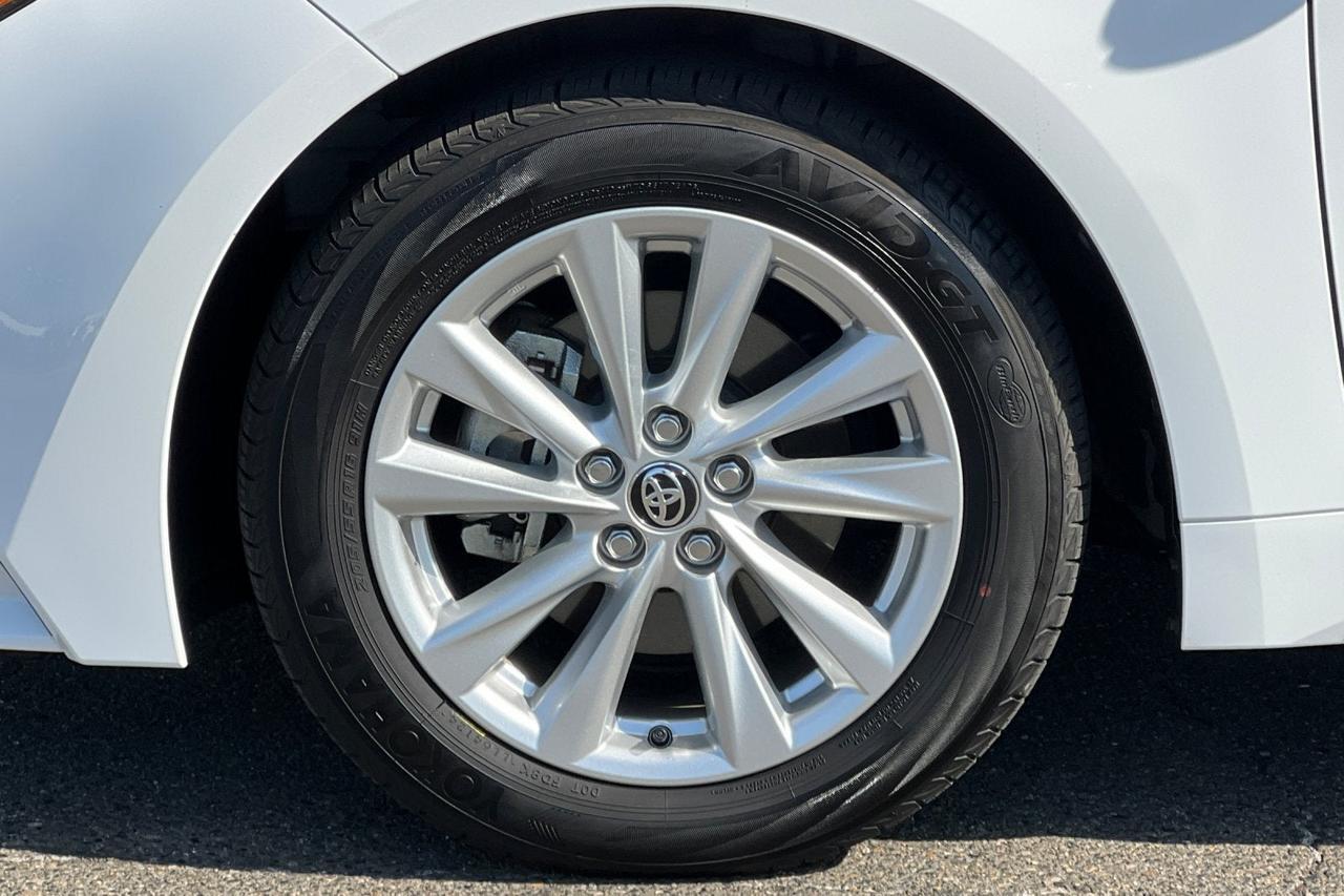 2025 Toyota Corolla Hybrid LE Roseville CA