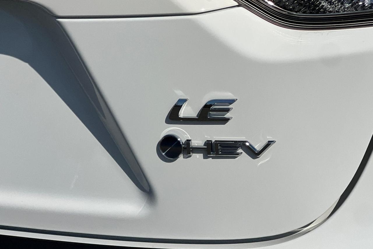 2025 Toyota Corolla Hybrid LE Roseville CA