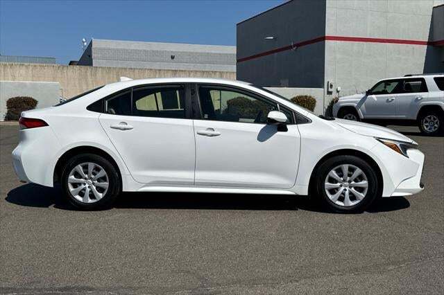 2025 Toyota Corolla Hybrid LE Roseville CA