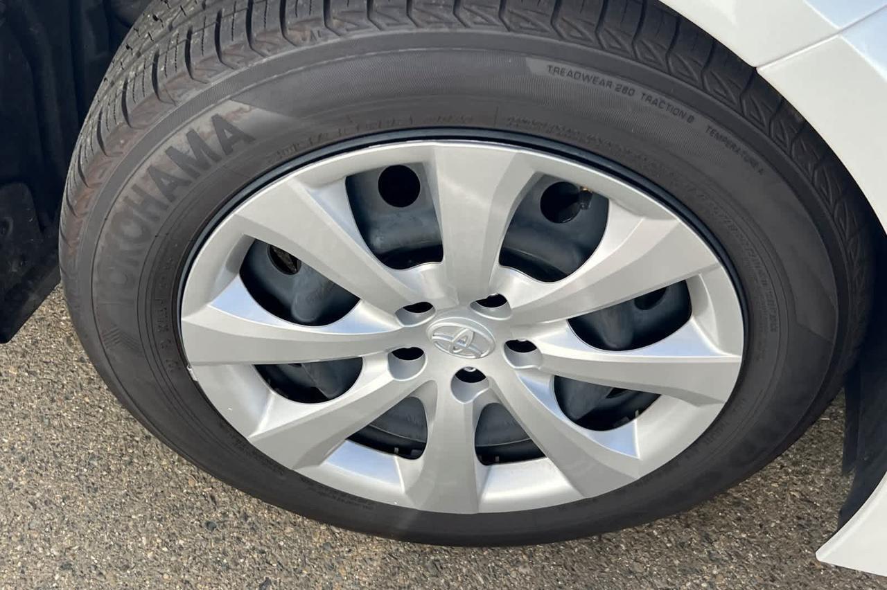 2025 Toyota Corolla Hybrid LE Roseville CA