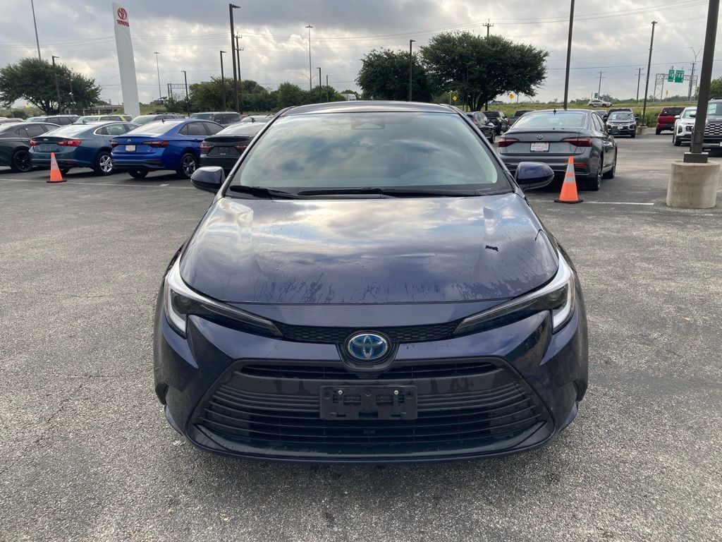 2025 Toyota Corolla Hybrid LE