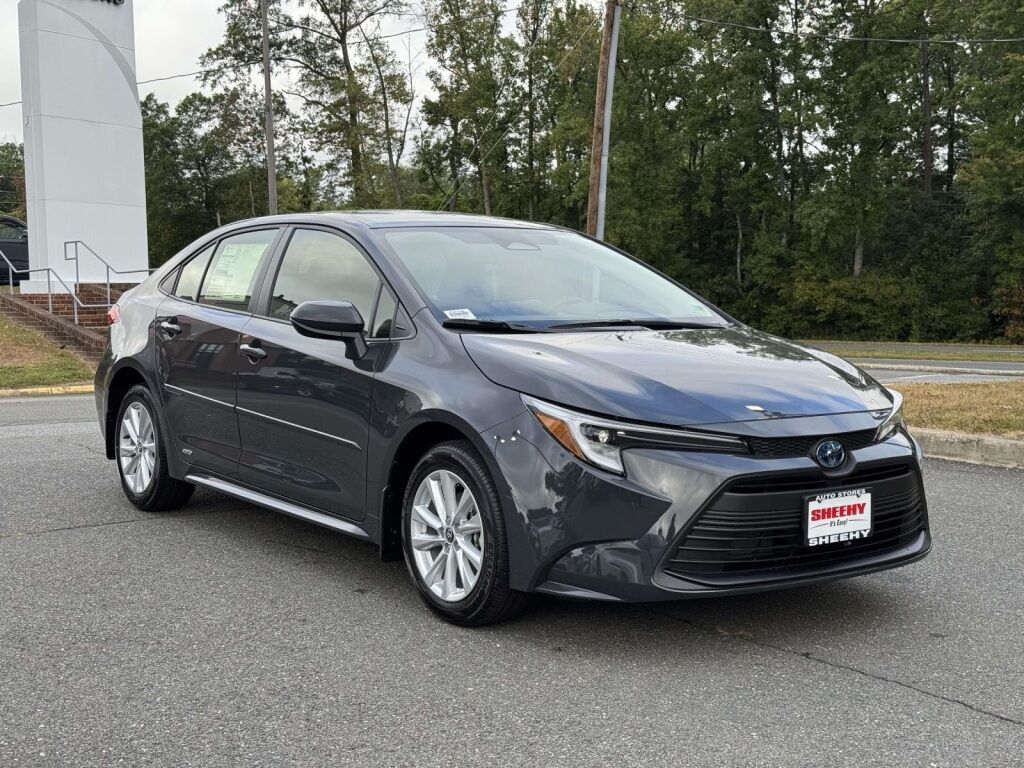 2025 Toyota Corolla Hybrid LE