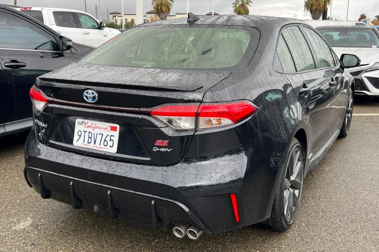 2025 Toyota Corolla Hybrid SE