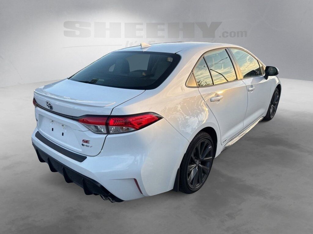 2025 Toyota Corolla Hybrid SE