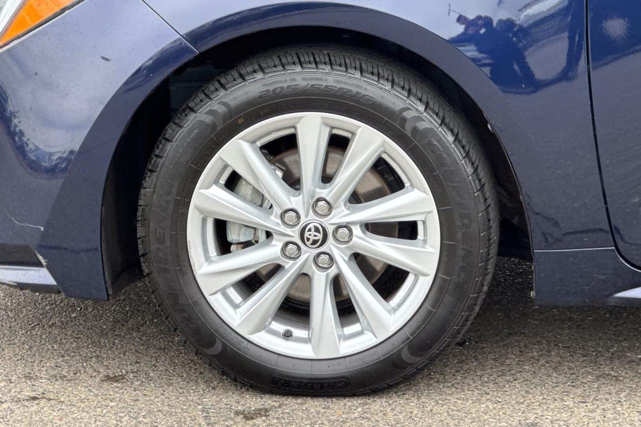 2025 Toyota Corolla Hybrid XLE Roseville CA
