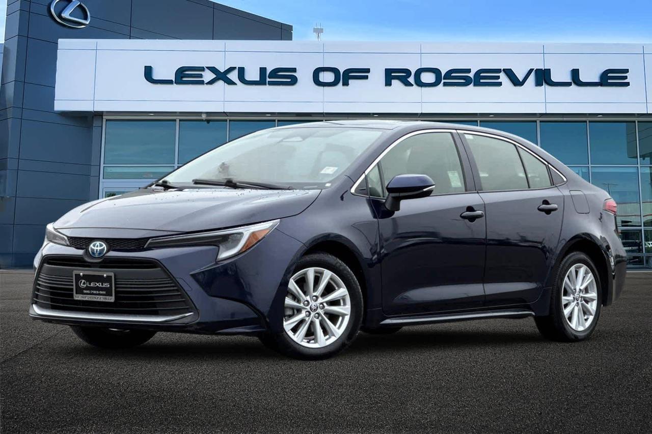 2025 Toyota Corolla Hybrid XLE