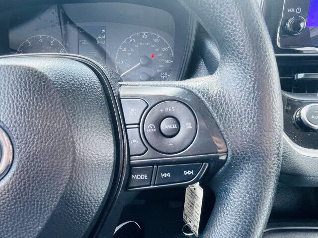 2025 Toyota Corolla LE - Photo 19