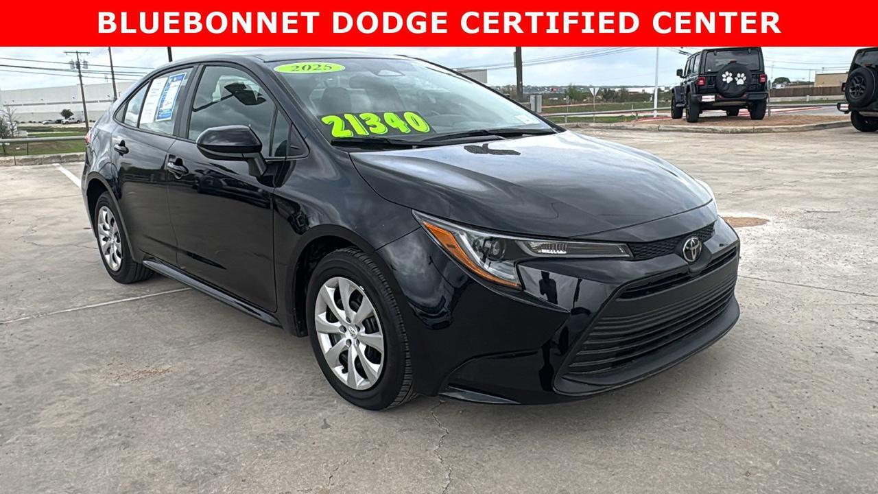2025 Toyota Corolla LE